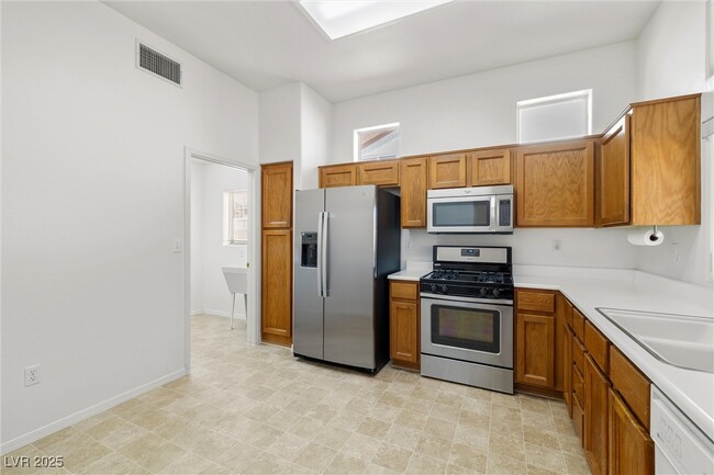property at 10416 W Linfield Pl