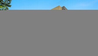 7320 Hawthorn Ave, Unit 7320HawthornAve#213 in Los Angeles, CA - Building Photo