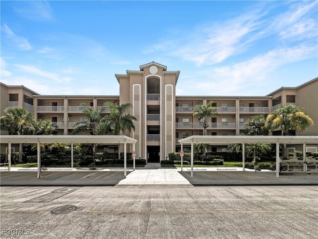 property at 8550 Kingbird Loop