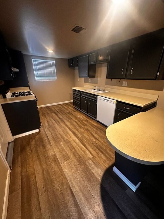 5001 Belle Ter in Bakersfield, CA - Building Photo