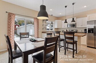 2955 NE Tyler St in Minneapolis, MN - Building Photo - Building Photo