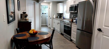 446 N Loudoun St, Unit 2 in Winchester, VA - Foto de edificio - Building Photo