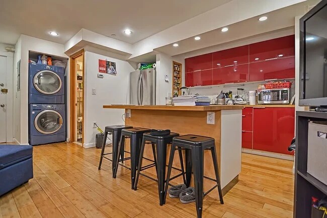 23 Saint Stephen St, Unit 1 in Boston, MA - Building Photo - Building Photo