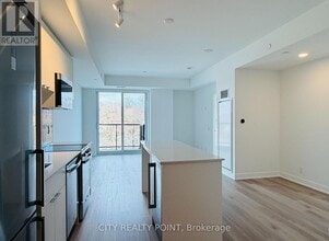 1660 Bloor St W in Toronto, ON - Building Photo - Building Photo