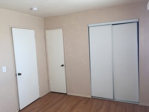 3447 Henson St in Riverdale, CA - Building Photo - Interior Photo