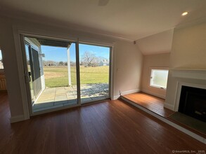 11 River Colony in Guilford, CT - Building Photo - Building Photo