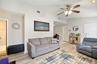 2107 Courtney St, Unit A in Austin, TX - Building Photo - Building Photo