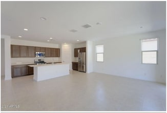 18796 W Cameron Dr in Surprise, AZ - Building Photo - Building Photo