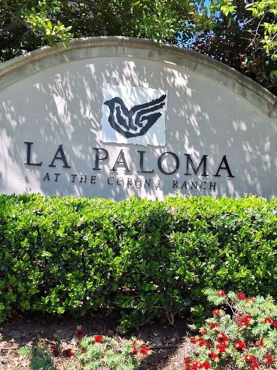 920 La Palma Cir in Corona, CA - Building Photo