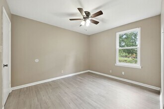 412 Buckeye Ln in Clarksville, TN - Building Photo - Building Photo
