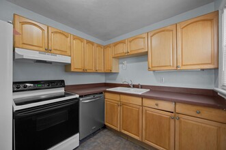 2932 Mars St in Virginia Beach, VA - Building Photo - Building Photo