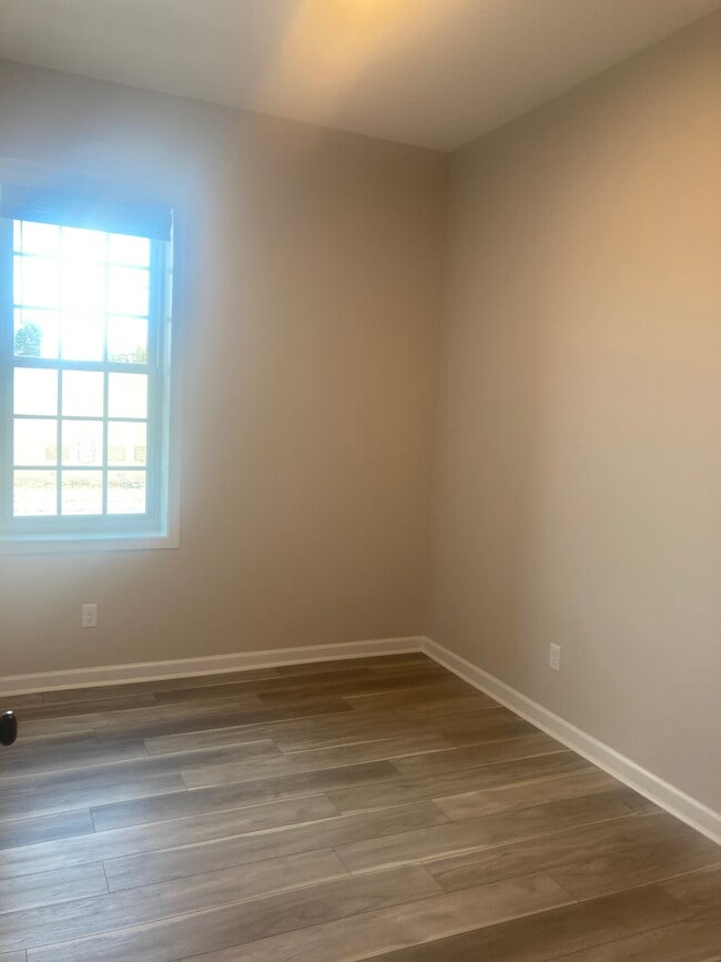 The Howard Residence in New Albany, IN - Building Photo - Building Photo