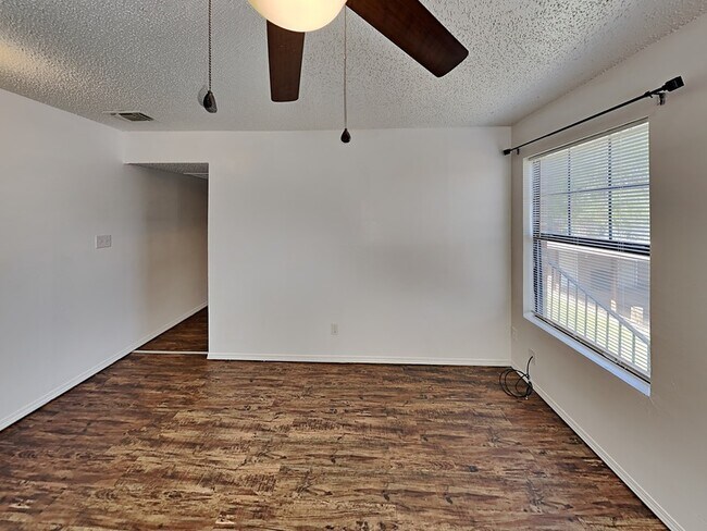 501 Byron St in Fort Worth, TX - Building Photo - Building Photo