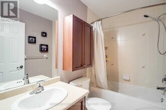 43 Wilkes Crescent in Toronto, ON - Building Photo - Building Photo