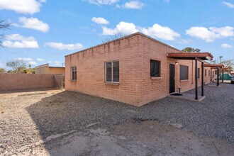 4535 E Bellevue St in Tucson, AZ - Building Photo - Building Photo