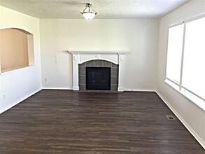 684 E Andrea St in Kuna, ID - Building Photo - Building Photo
