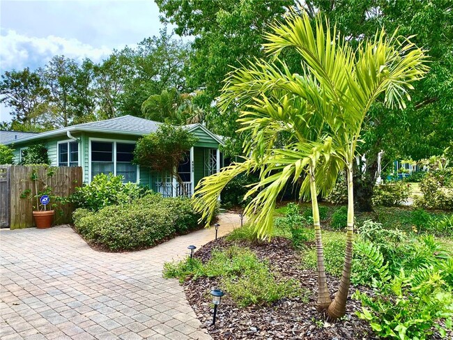 4908 27th Ave S in Gulfport, FL - Building Photo - Building Photo
