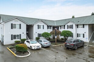 Megans Court Apartments in Pacific, WA - Building Photo