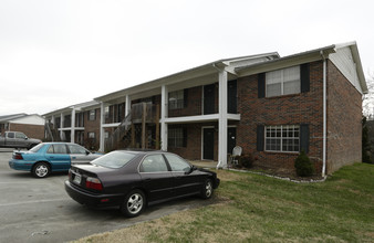 Kingstown Colony Apartments in Maryville, TN - Building Photo - Building Photo