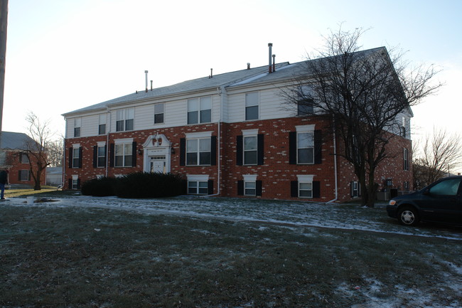 1915 W 1st St in Ankeny, IA - Foto de edificio - Building Photo