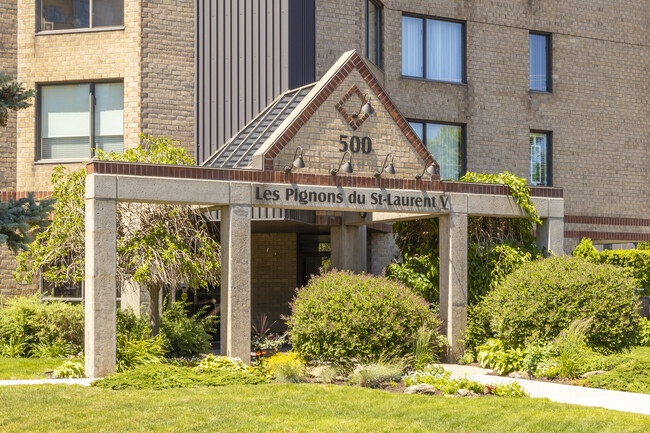 500 Saint-François in Brossard, QC - Building Photo - Building Photo