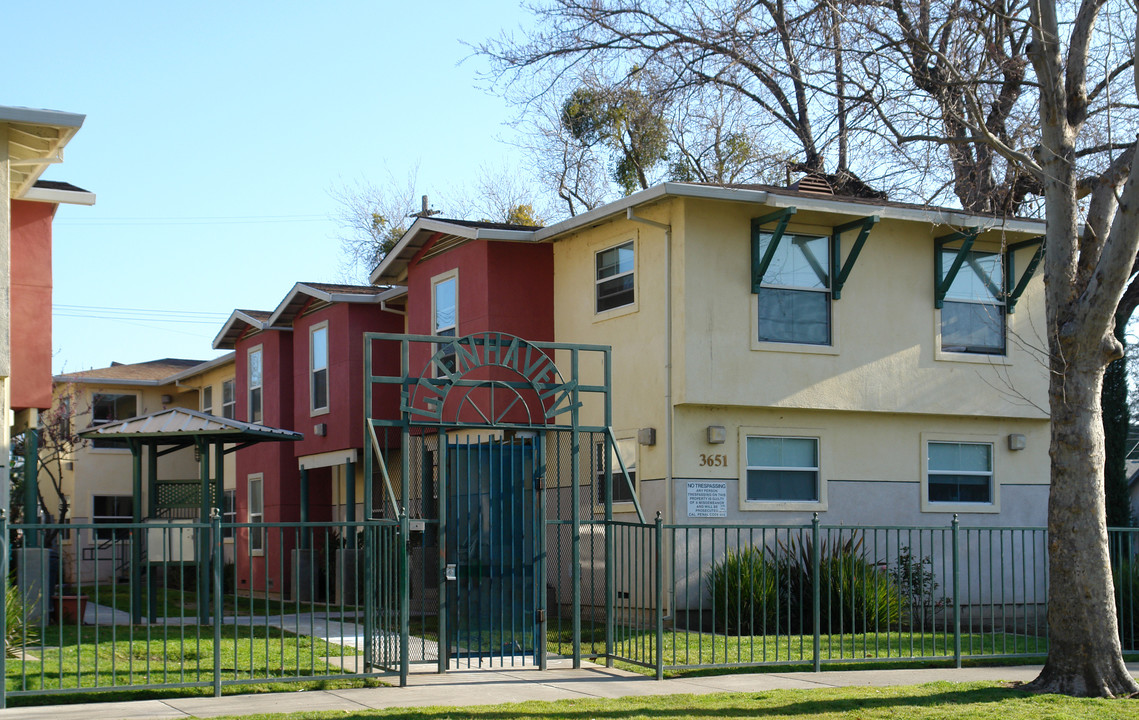 3651 2nd Ave in Sacramento, CA - Building Photo