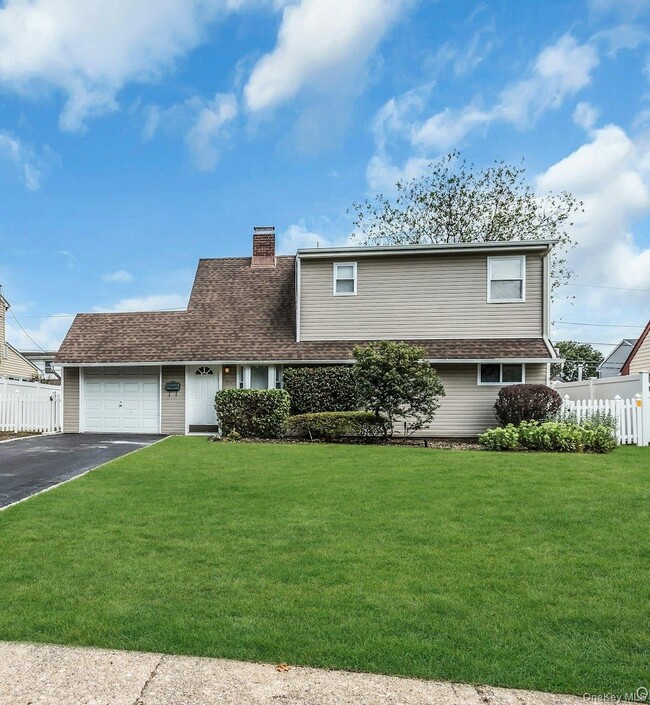 property at 27 Apollo Ln