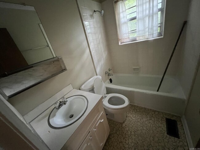 505 Mimi Ln in Little Rock, AR - Building Photo - Building Photo