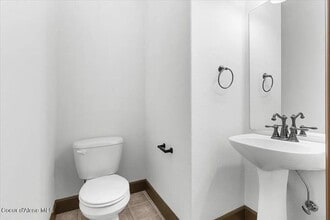 896 W Willow Lake Loop in Coeur d'Alene, ID - Building Photo - Building Photo