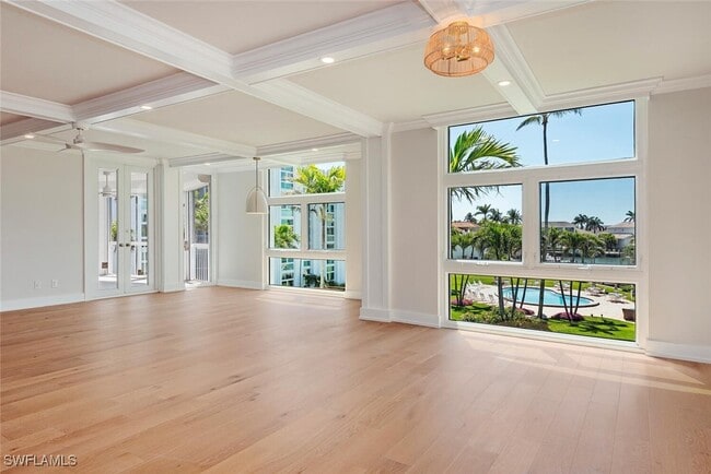 property at 400 Park Shore Dr
