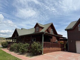 867 Blue Herring Wy in Sevierville, TN - Building Photo