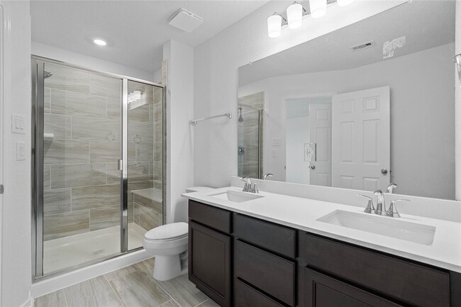 property at 2800 Cordova Hl Dr