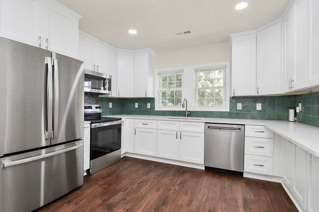 property at 403 E 27th St