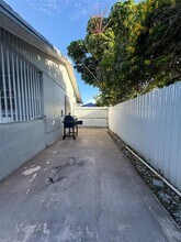 13237 SW 257th Terrace in Homestead, FL - Foto de edificio - Building Photo