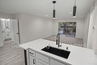 23515 Lyons Ave in Santa Clarita, CA - Building Photo - Building Photo