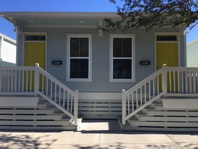 property at 2607 Marais St