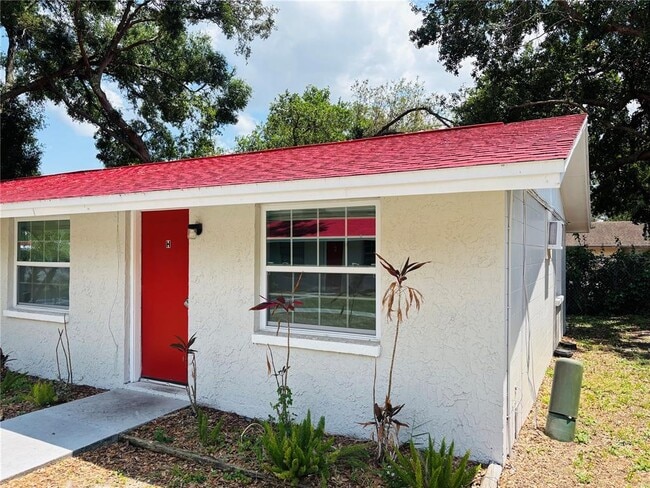 11733 N 12th St in Tampa, FL - Building Photo - Building Photo