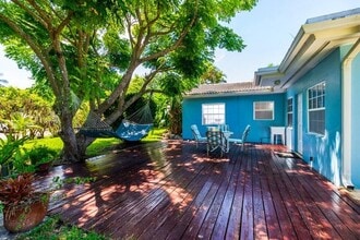 145 SE 3rd Ave in Boynton Beach, FL - Building Photo - Building Photo