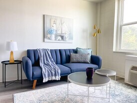 2515 Burnet Ave in Cincinnati, OH - Building Photo