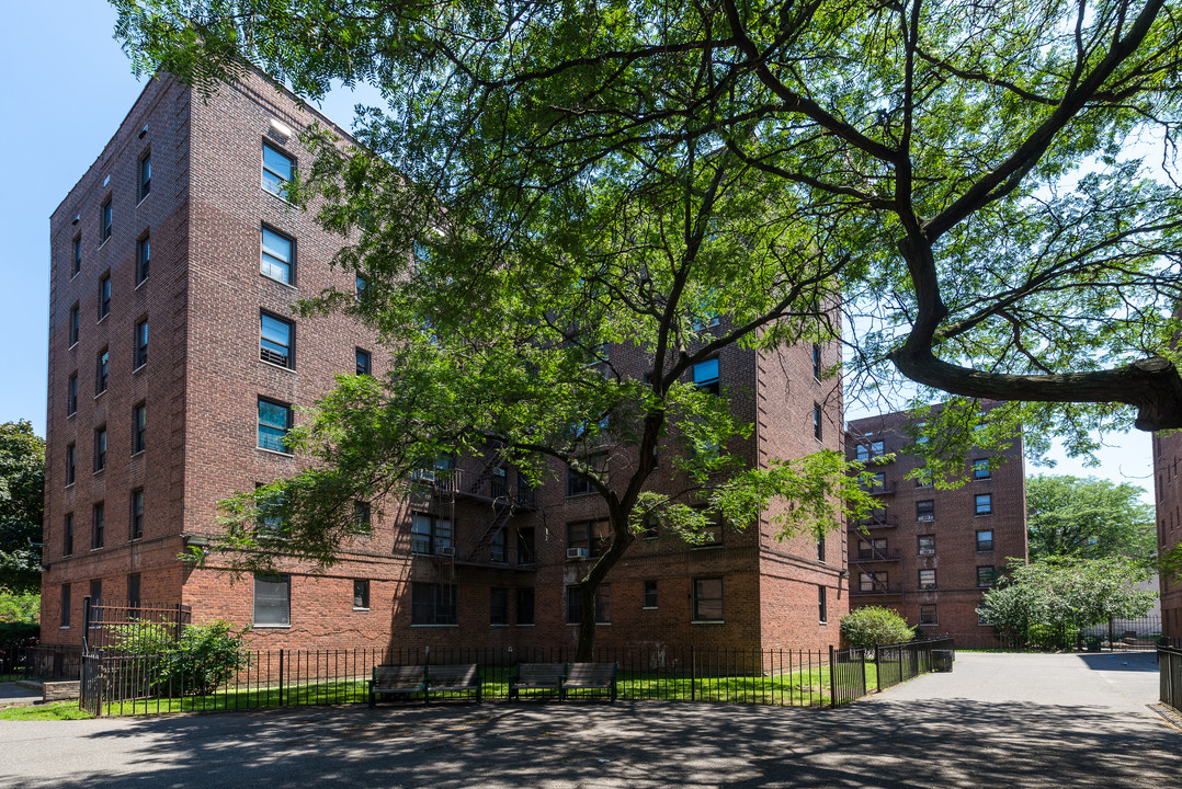 Flatbush Gardens in Brooklyn, NY - Building Photo