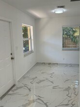 5962 NW 19th St in Lauderhill, FL - Building Photo - Building Photo
