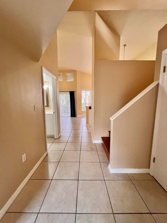 4863 Via Palm Lakes in West Palm Beach, FL - Building Photo - Building Photo