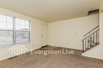 8107 Mt Aetna St in Dayton, OH - Building Photo - Building Photo