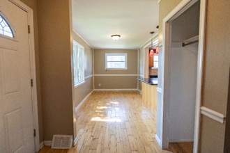 10816 Kelvin Ave in Philadelphia, PA - Building Photo - Building Photo
