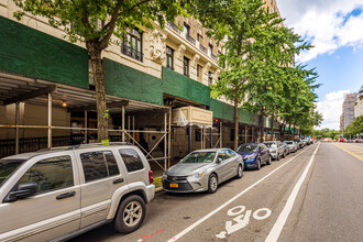 Amherst Cortlandt Condominiums in New York, NY - Foto de edificio - Building Photo