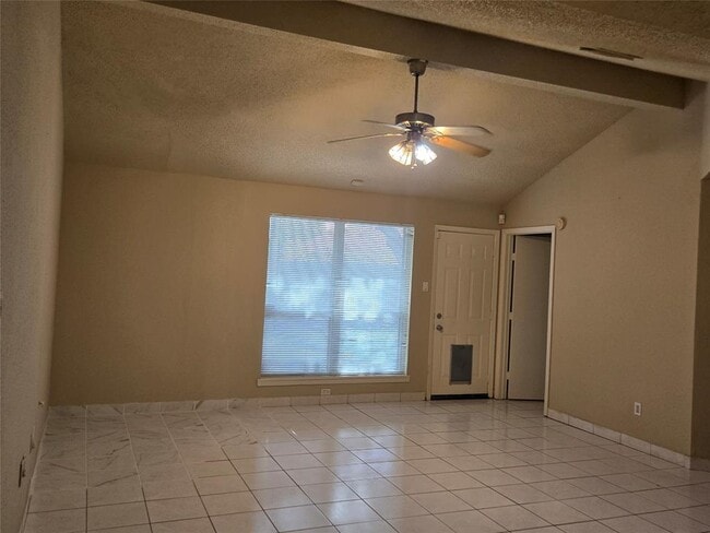 10711 Forest Leaf Dr in Sugar Land, TX - Building Photo - Building Photo