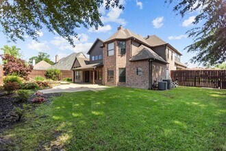 2312 Pinehurst St in Tyler, TX - Building Photo - Building Photo