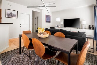 3006 N 37th St in Phoenix, AZ - Building Photo - Building Photo