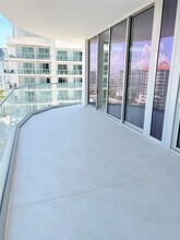 151 N Seabreeze Blvd in Fort Lauderdale, FL - Foto de edificio - Building Photo