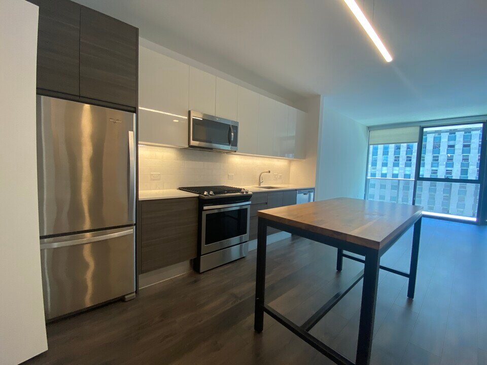400 N Wells St in Chicago, IL - Building Photo